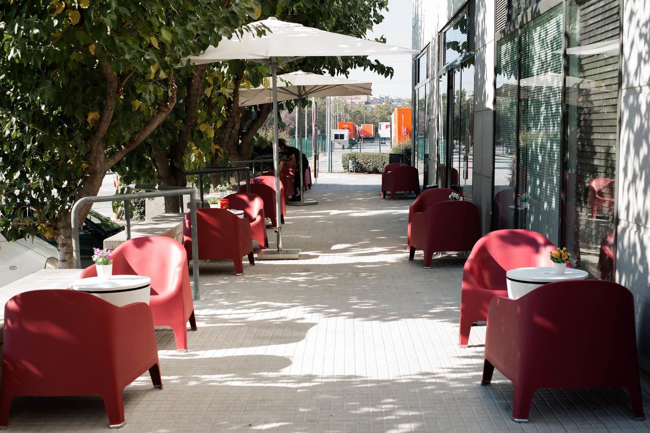Hotel Cim Valles Santa Perpètua de Mogoda Exterior foto
